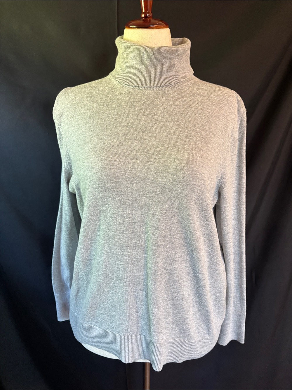 GAP Light Gray Turtleneck Sweater